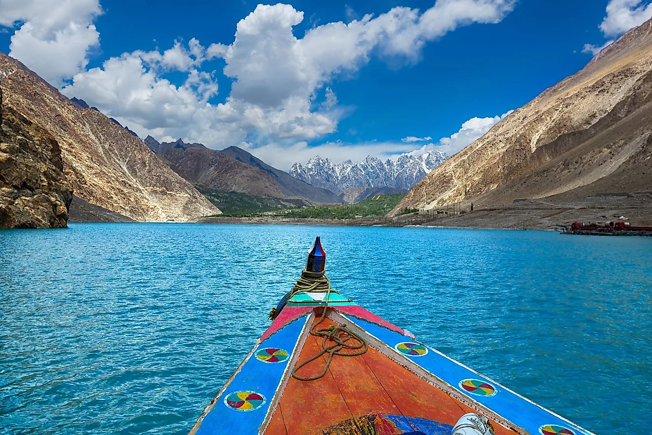 Hunza Honeymoon Tour